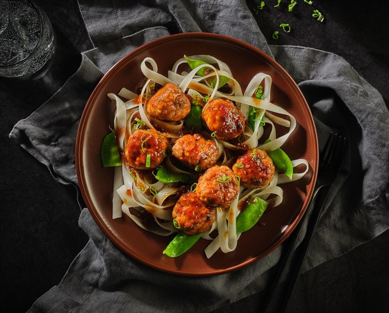 Delicious Pork Recipes | Ontario Pork - Spicy Asian Pork Meatballs With ...