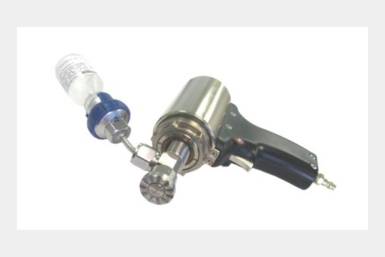 Needle-free administration of iron dextran and meloxicam compared to intramuscular injection in piglets